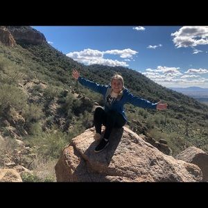 Meet your Posher, Emily